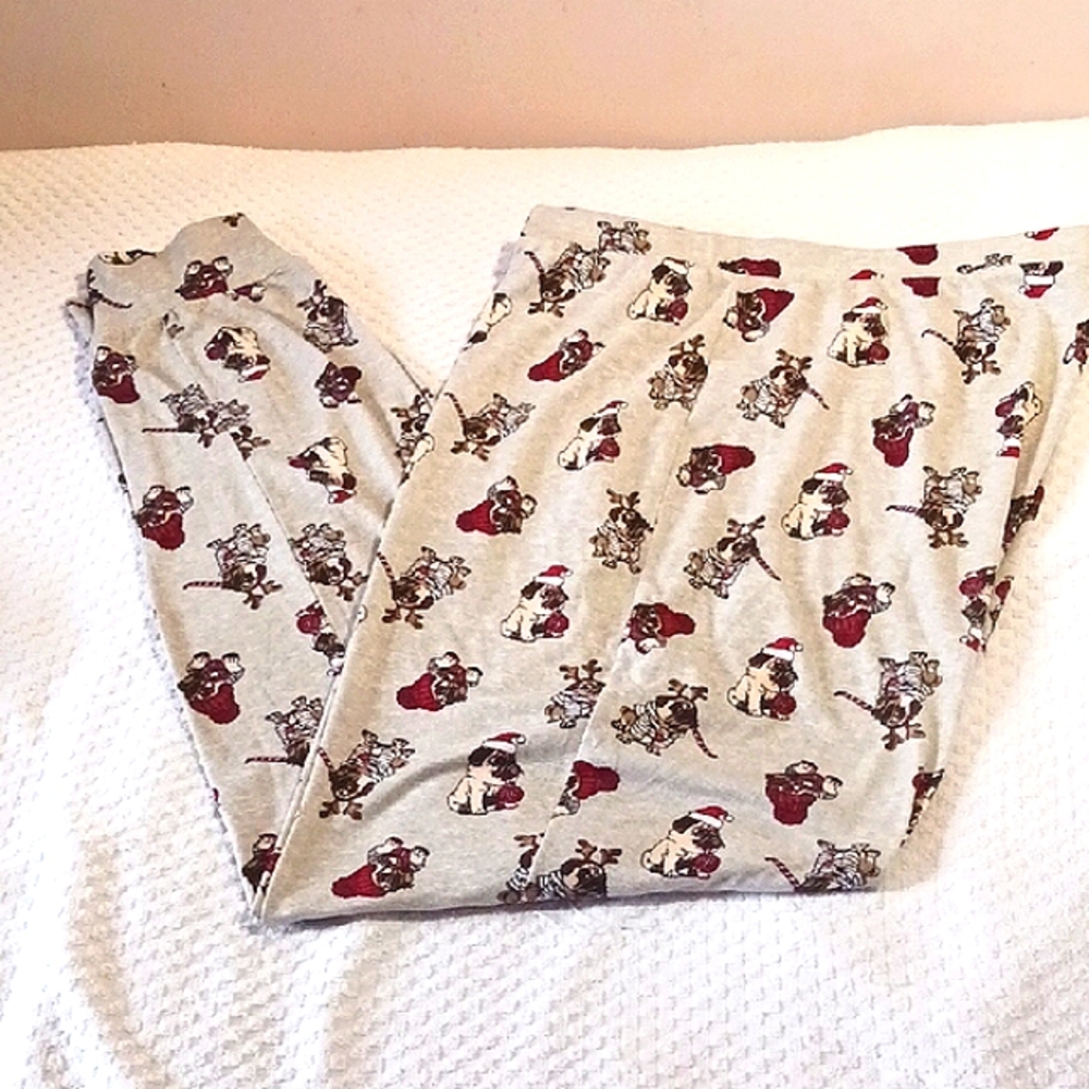 Adorable! Women's Grey Pug Dog-Print Holiday Pajama Pants XL